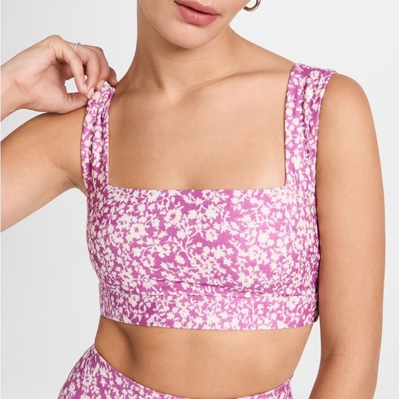 Sincerely Jules for Bandier Rue Sports Bra in Orchid Abstract Floral in size S/P - Picture 5 of 5